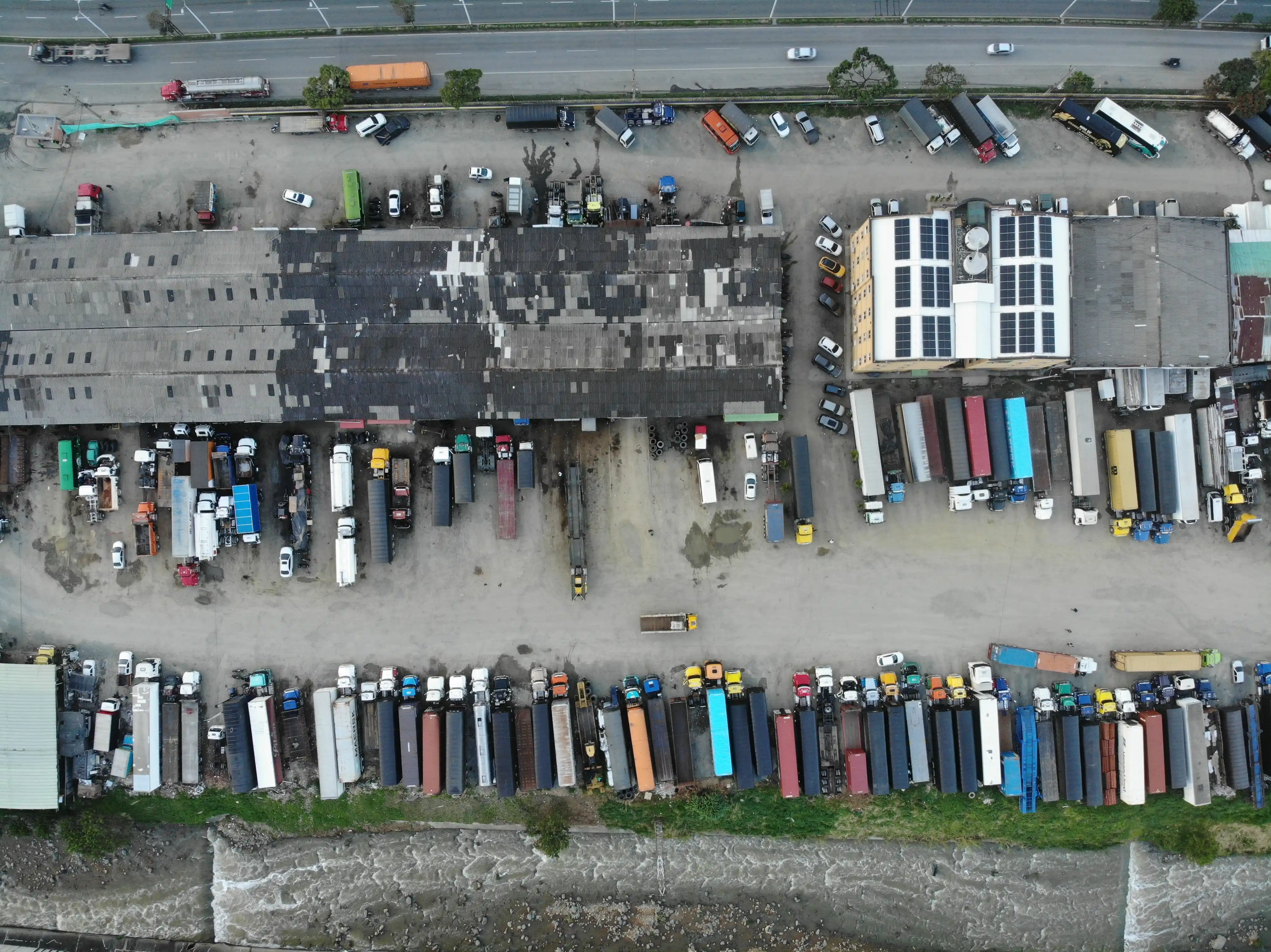 Parqueadero Vigilado